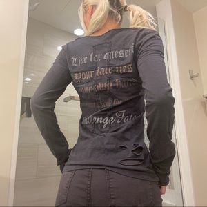 [SOLD] grey_skull_crossed_off the shoulder_long sleeve